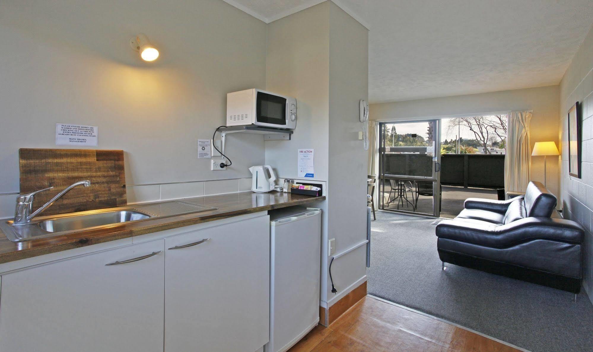 Walton Park Motor Lodge Warkworth Extérieur photo