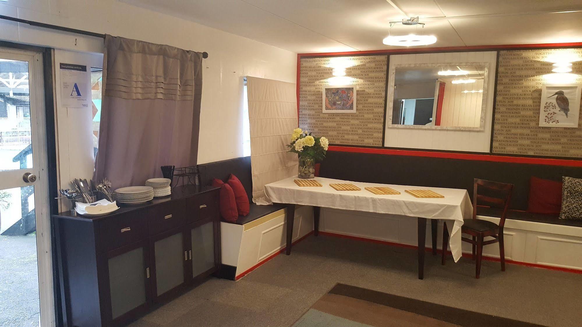 Walton Park Motor Lodge Warkworth Extérieur photo
